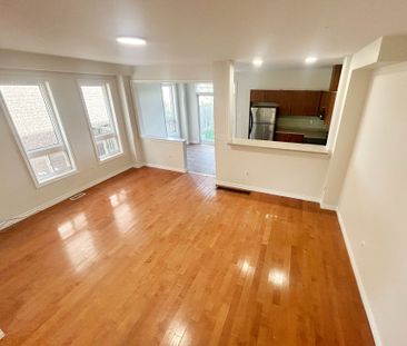 For Lease - 3342 Fountain Park Avenue, Mississauga, Ontario - Photo 5