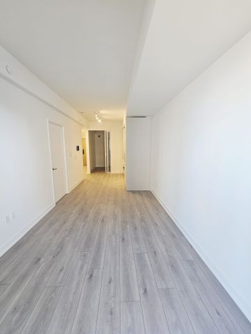 For Lease - 1 Fairview Road Unit# 309, Mississauga, Ontario - Photo 2