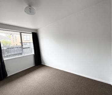 93 Springfield Road, St. Albans - Photo 5