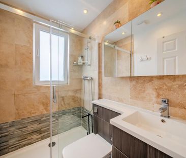 4 bedroom terraced house to rent - Photo 6