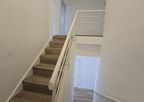 Apartamento T3 Duplex - Semi Mobilado e Equipado em Ílhavo