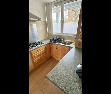 Room in a Shared Flat, Plough Way, SE16 - Photo 4