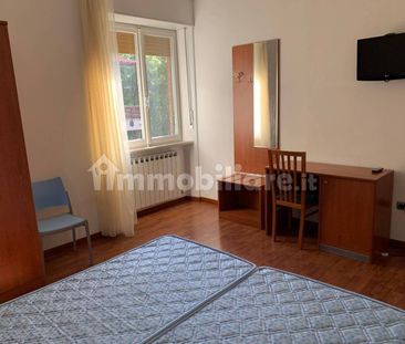 Appartamento viale Giacomo Leopardi, Centro, Camerino - Photo 1