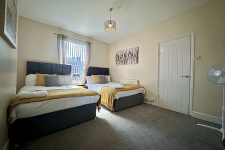 Ashton Mount - Photo 2