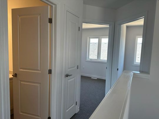 For Lease - 461 Blackburn Drive Unit# 48, Brantford, Ontario - Photo 1