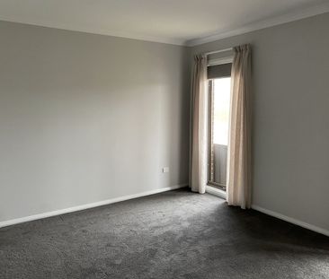 1 / 15 Michel Street, SHEPPARTON VIC 3630 - Photo 3