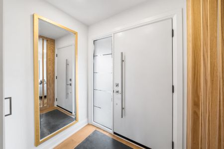 For Lease - 247 Kathryn Crescent Unit# Main, Newmarket, Ontario - Photo 4