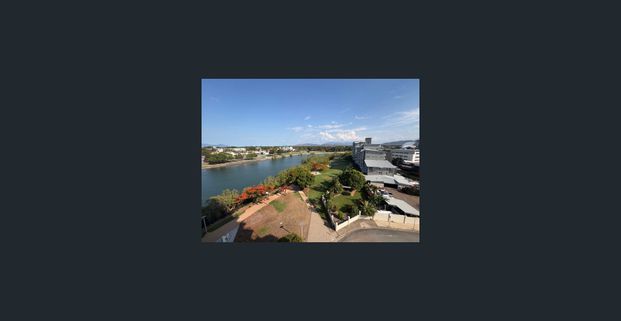 City Living With Three Car Parking Spaces!! - Photo 1