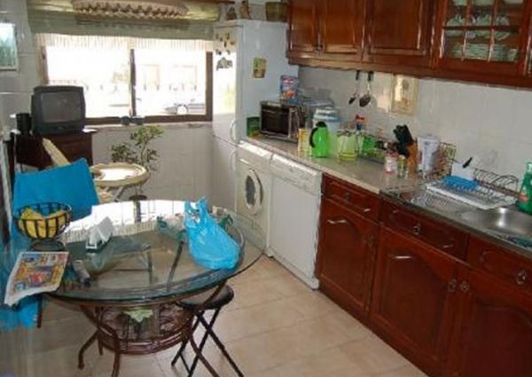 Arrendo apartamento T2 em Agualva Cacem