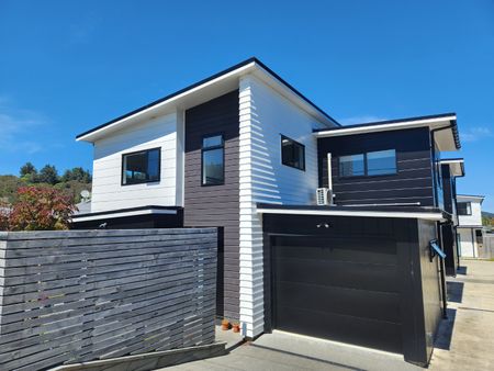 Upper Hutt Living - Photo 4