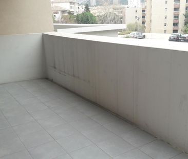 location Appartement T3 DE 68.38m² À MARSEILLE - Photo 5