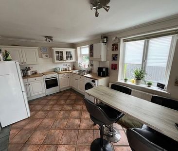 3 bedroom detached house to rent - Photo 4