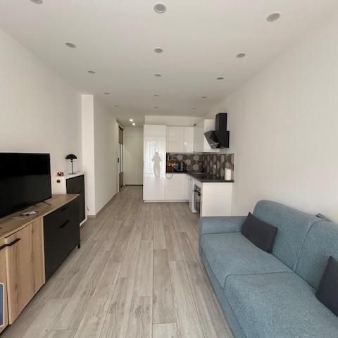 Location Appartement 1 pièce 27m² NICE 06200 - Photo 1