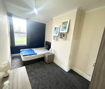 Colmore Road (room 2), Upper Worltey, Leeds - Photo 2