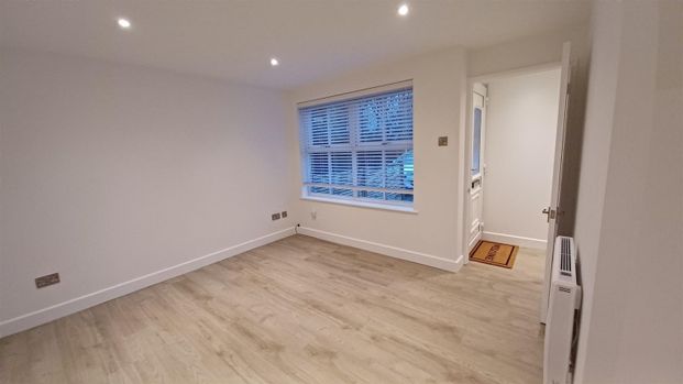 1 BED Terraced House To rent - Photo 1