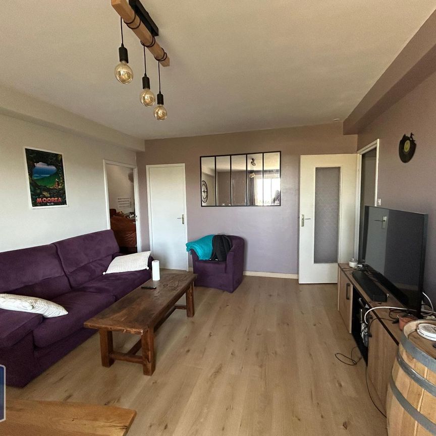 Location Appartement 1 pièce 11m² STE FOY LES LYON 69110 - Photo 1
