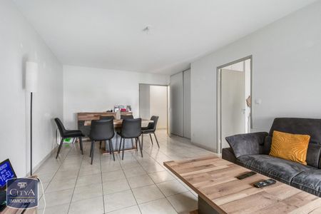 Location Appartement 3 pièces 68m² NARBONNE 11100 - Photo 3