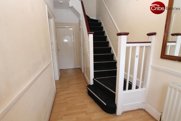 1 bedroom in a house share to rent - Photo 1