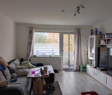 Ostpreußenring 228, sehr schöne, helle 3 Zi.-Whg. ca. 72qm im 2 OG,... - Foto 1