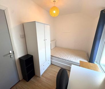 4 bedroom house share to rent - Photo 1