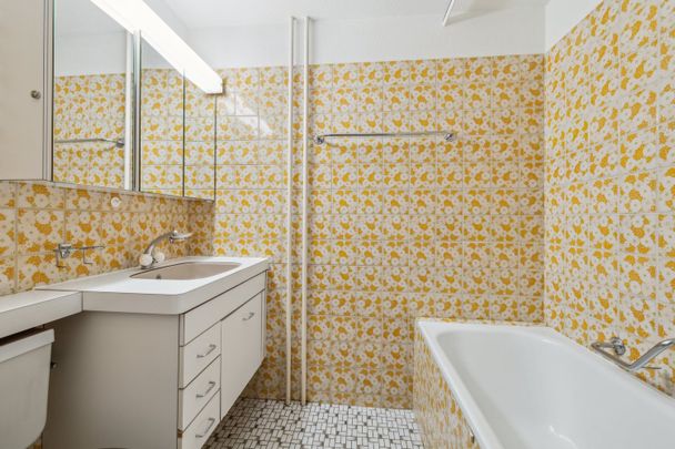 "Helle Wohnung in schönem Quartier" - Foto 1