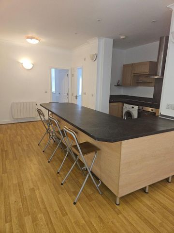 2 bedroom apartment to rent - Photo 5