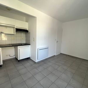 Location Appartement 1 pièce 25m² - Photo 2