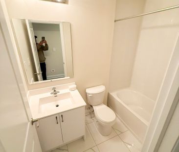 For Lease - 1573 Rose Way Unit# 132, Milton, Ontario - Photo 4