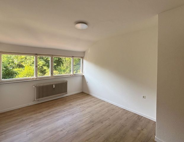Großzügige 4-Zimmer-Wohnung mit Balkon - Photo 1