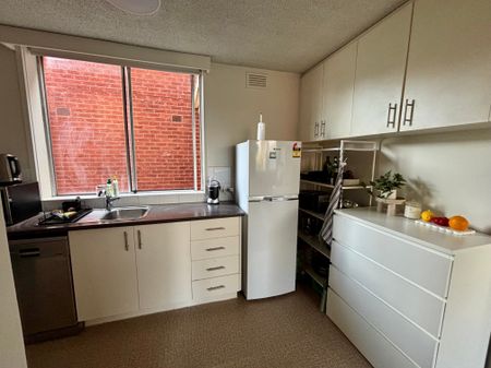 Armadale - Photo 4