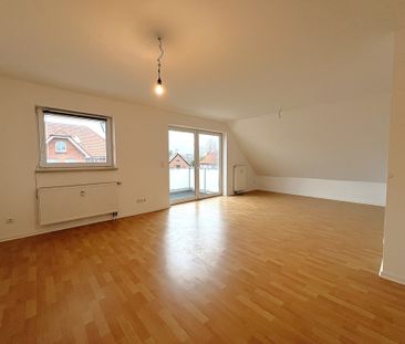 Perfekte Lage und Komfort: Helle 3-Zimmer Wohnung mit Balkon und St... - Foto 4