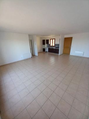 MAISON T4 EN LOCATION PLAIN PIED - Photo 1