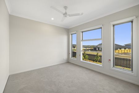 6 Dunmall Street, Glenvale QLD 4350 - House For Rent | Domain - Photo 3