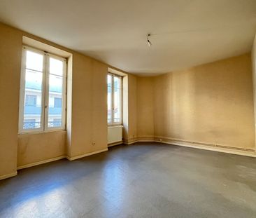 Location Appartement 1 pièce 38m² - Photo 3