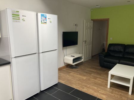 32 Dartmouth Road - Photo 2