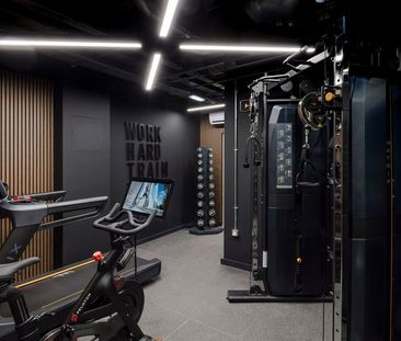 Clarence House - Photo 4