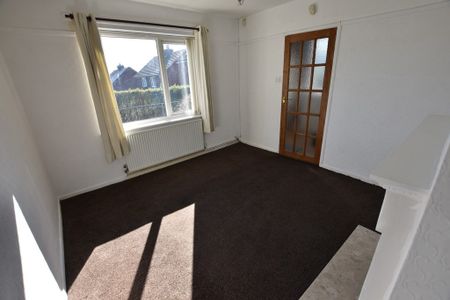 Ainsworth Avenue Horwich Bolton Lancashire - Photo 4