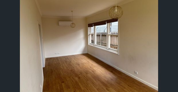 Central Location, Freshly Landscaped Yard - Photo 1