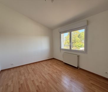 Location Maison 5 pièces 108m² BARON 33750 - Photo 4