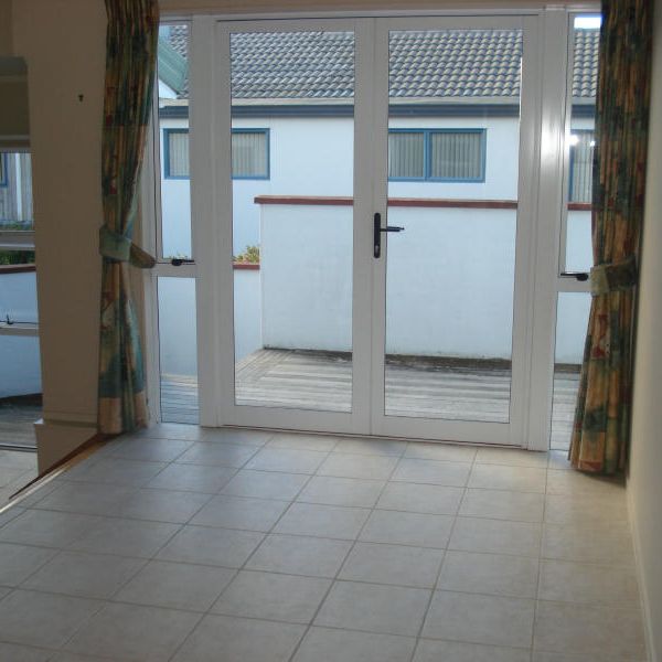 Property Management4 Rimu Rise, Albany - House for Rent - Photo 1