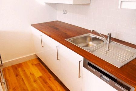 1 bedroom apartment to rent - Photo 4