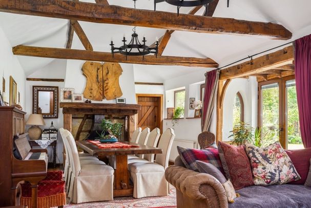 8 bedroom detached house to rent - Photo 1