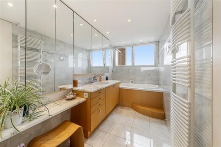 Appartement T7 à louer - 183 m² - Photo 4