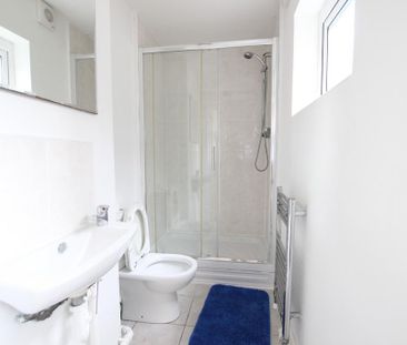 6 bedroom semi-detached house to rent - Photo 4