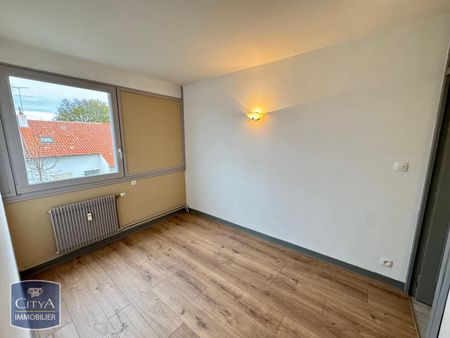 Location Appartement 2 pièces 28m² POITIERS 86000 - Photo 2