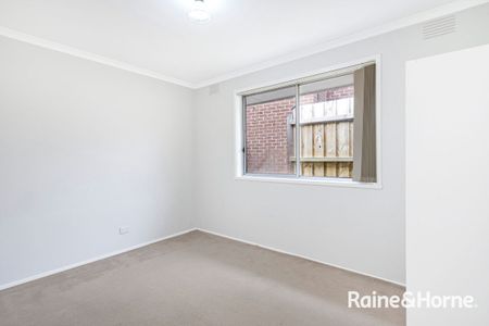 1/18 Circle Drive, Cranbourne, VIC 3977 - Photo 5