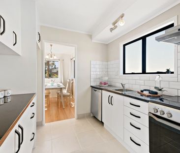 Totara Vale, 3bedroom - Photo 6