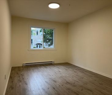 2140 Av. Hingston Montréal (Côte-des-Neiges, QC H4A - Photo 4