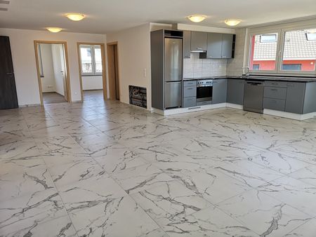 Appartement neuf au 1er étage avec terrasse couverte, avec vue. - Photo 4