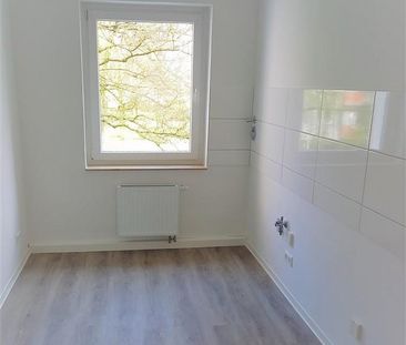 modernisierte 3-Zimmerwohnung mit Balkon in Burg - Foto 1